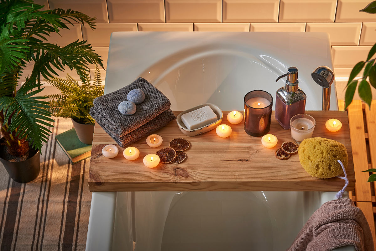 Everything You Need to Turn Your Bathtub into a Wellness Oasis